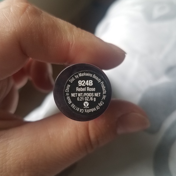 Wet n wild matte liquid lipstick - Picture 6 of 8